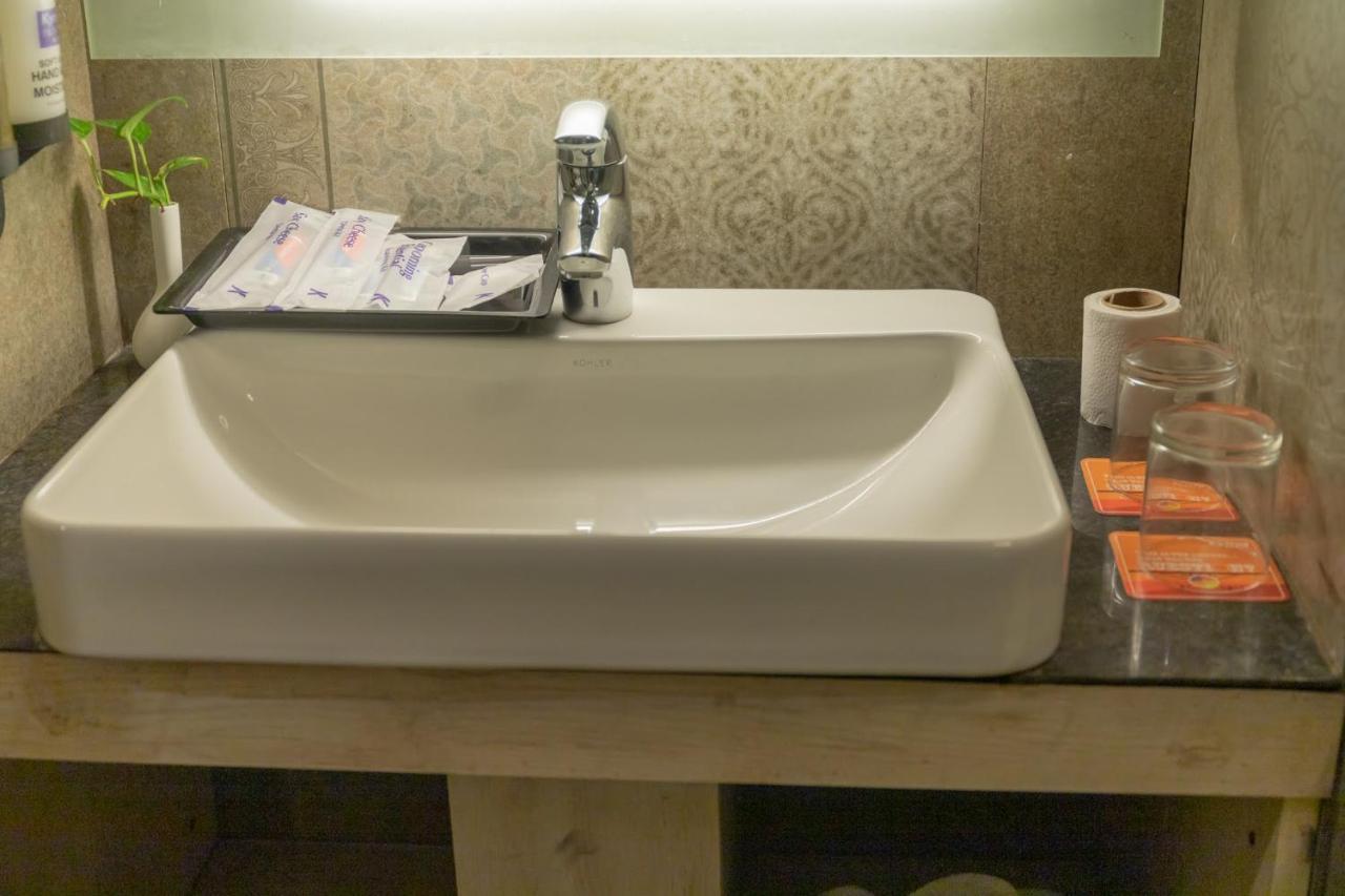 Hotel Citrus Prime Candolm, Goa Candolim Luaran gambar